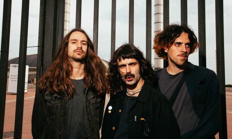 Koncert na lodi: Maquina. / PT + Ravebombs + Syntax Error