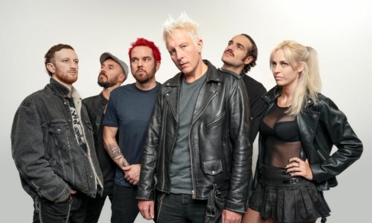Koncert na lodi: The Cloverhearts / AUS